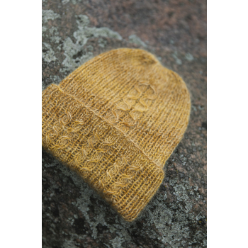 Soothing Stitches: Knits for a Quiet Mind - Pauliina Kuunsola